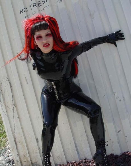 RubberDoll onlyfans porn