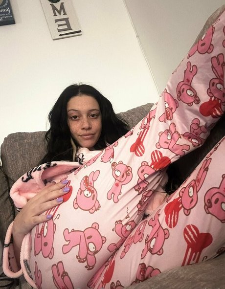 yourangelmk onlyfans leaked tits