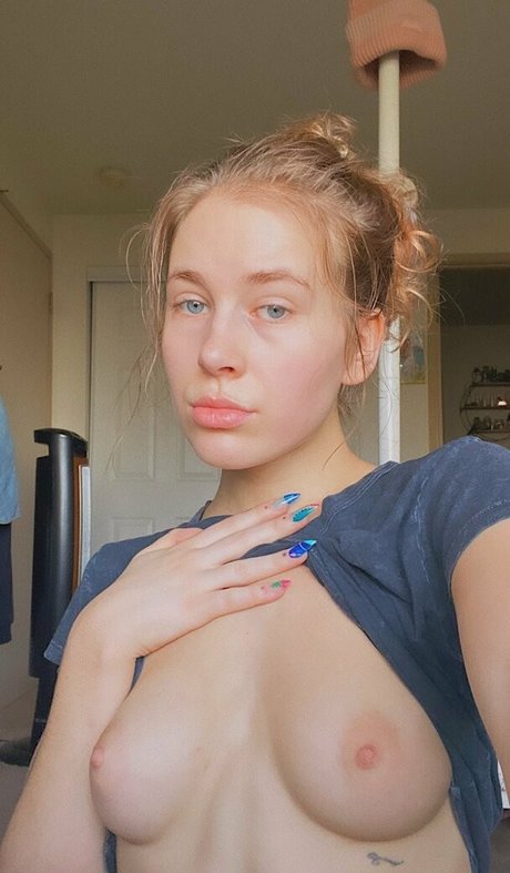 fionasprouts99 onlyfans x