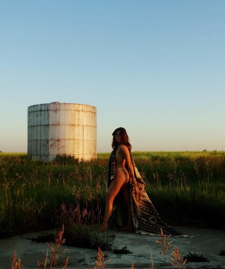 cowgirlbrooklynbabe nude onlyfans leak