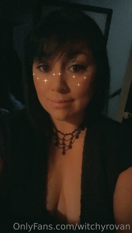 witchyrovan on onlyfans