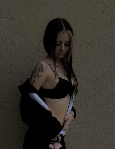 savannawillard onlyfans nudes porn