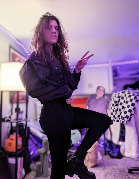 aztrosist onlyfans leaks xxx