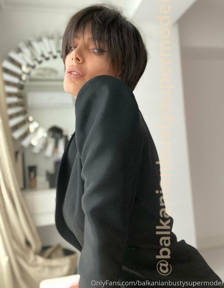 balkanianbustysupermodel porn onlyfans leak