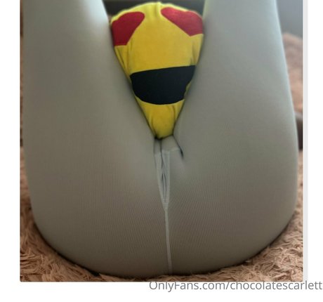 chocolatescarlett onlyfans leaked tits