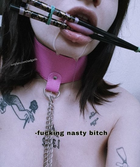 sadgarlic nude only fans leaks
