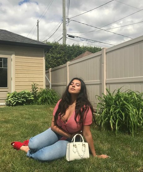 Nada C sexy onlyfans