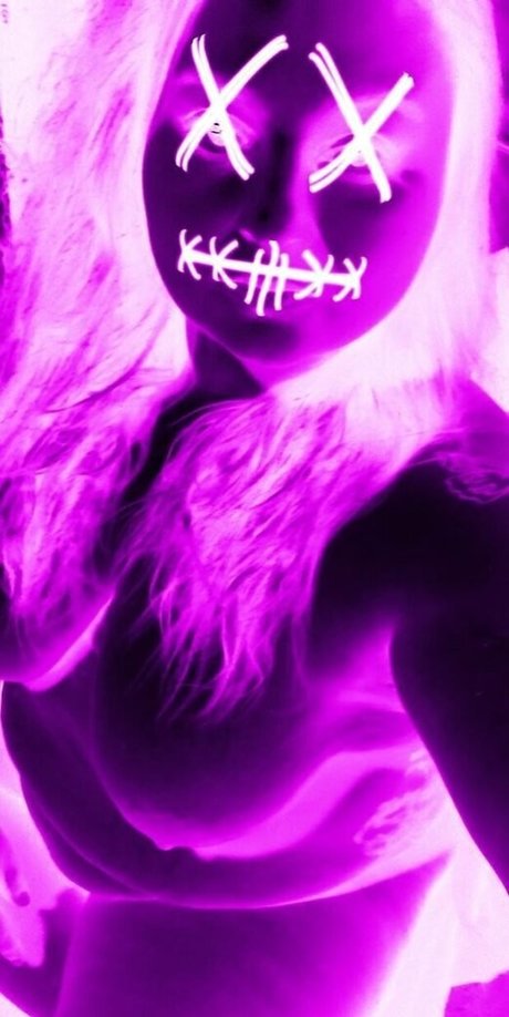 amateur lesbian onlyfans beautiful xxx self-portrait