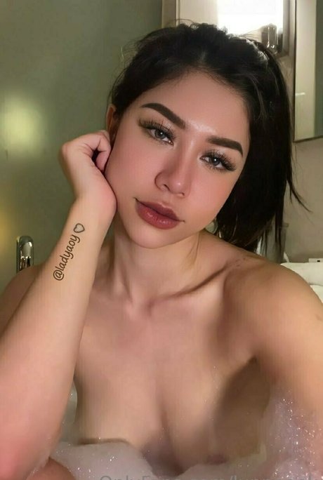 lunnnaok only fans leak porn