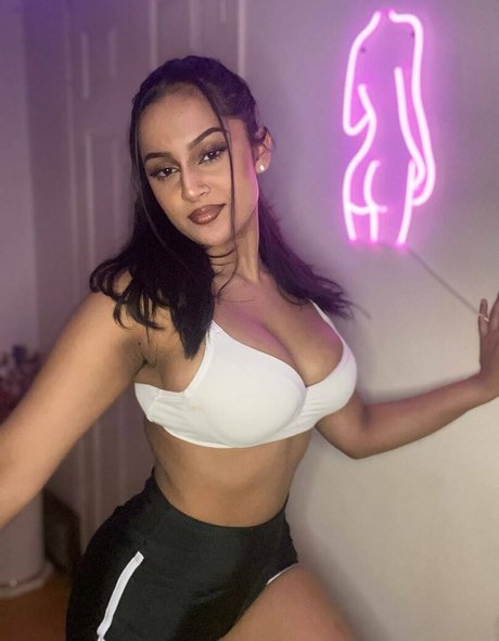 Sofia Rai onlyfans porn nude