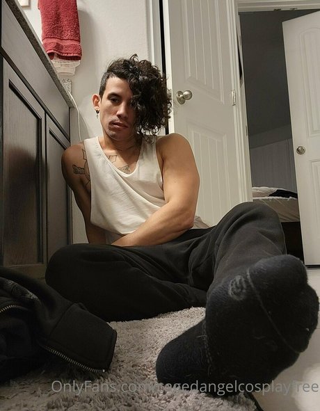 cagedangelcosplayfree onlyfans sex leaks