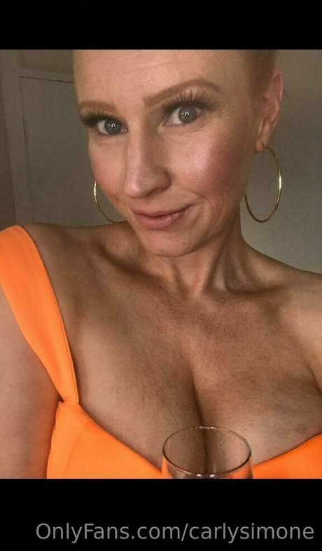carlysimone naked leaked onlyfans