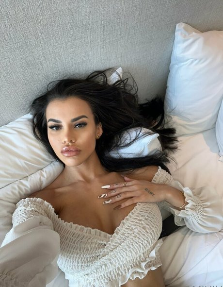 Juju Bahreis boobs onlyfans