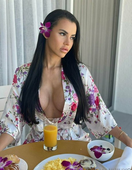Juju Bahreis only fans pic