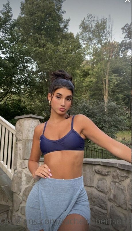 Rachel Robertson is on onlyfans