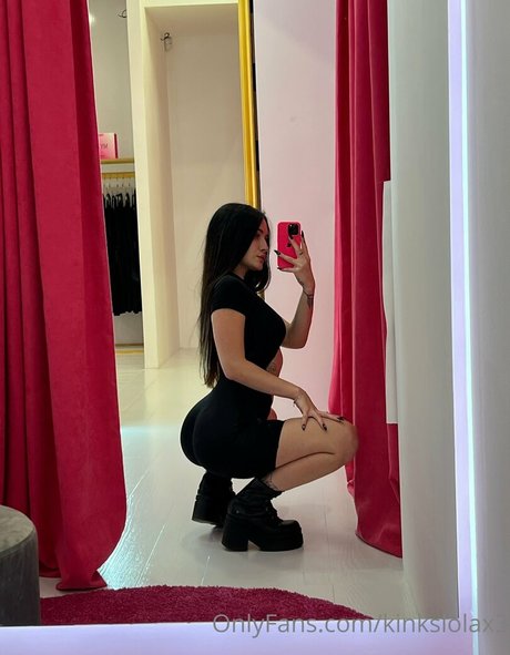 lolakinksxxxx nude onlyfans