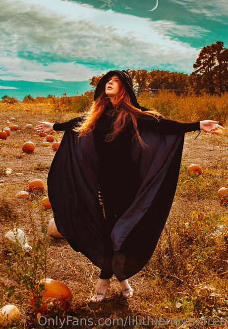 lilithjenovaxfree onlyfans page