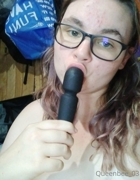 queenbee 03 onlyfans uncensored