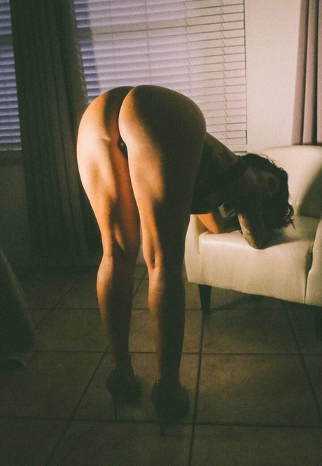 Itsnikkyfoxx onlyfans nude leaked