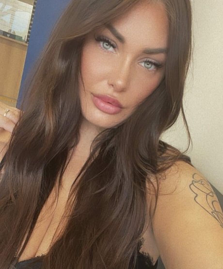 Agne Agnieska nude on onlyfans