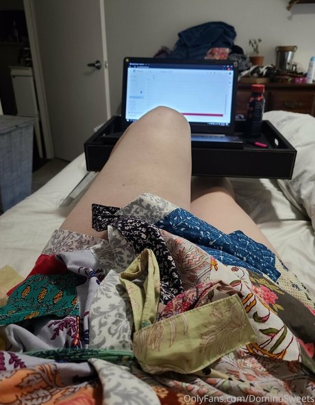 dominosweets onlyfans boobs