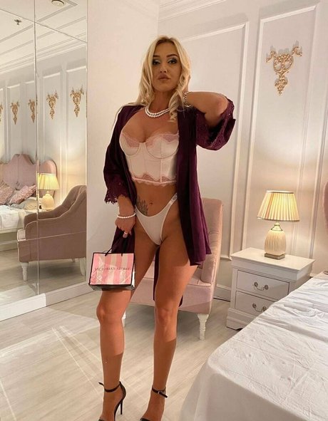 miarodriguezx onlyfans sex leaked