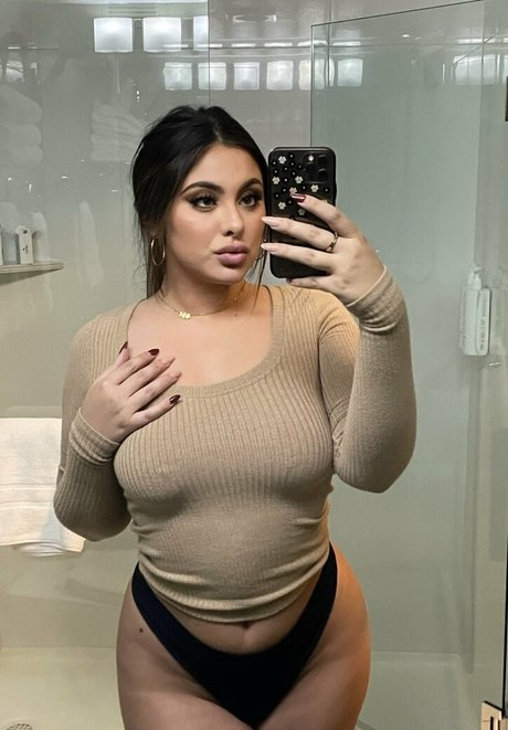 lovelinny onlyfans leak nudes