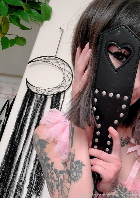 goth kitteen free only fans