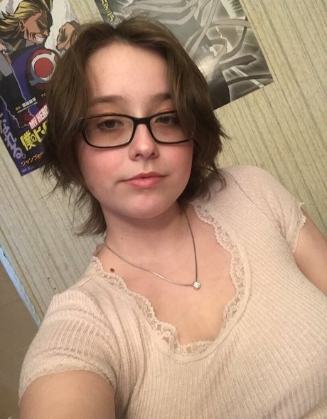 Liv Lovelace leaked onlyfans