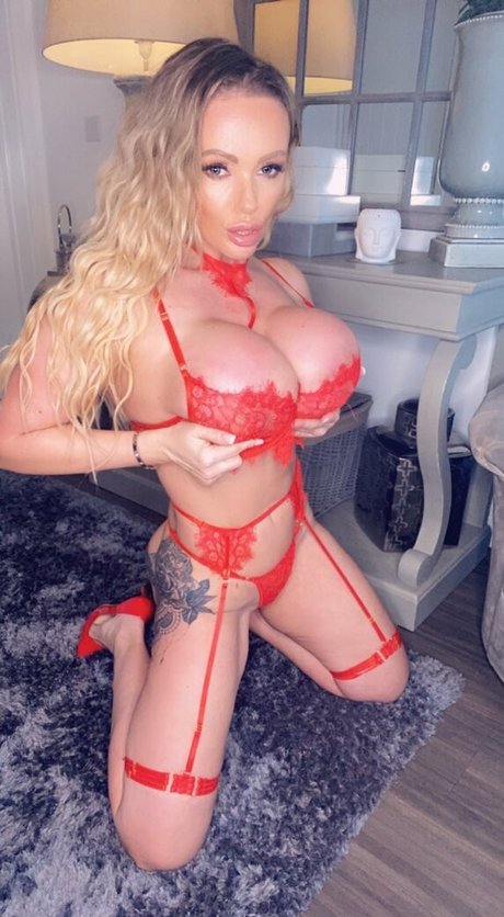 lucyzara onlyfans xx