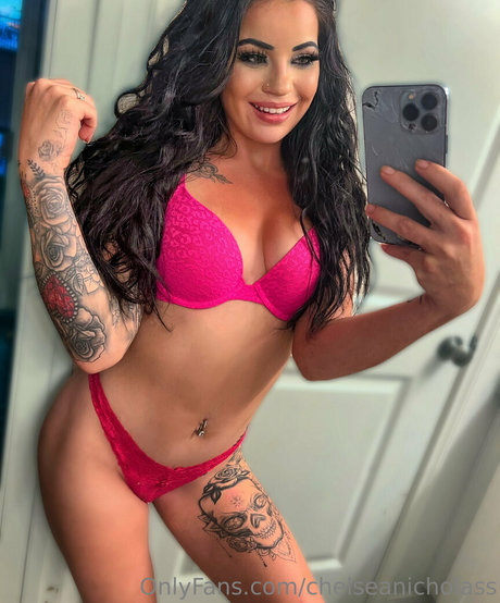 ChelseaNicholass naked onlyfans