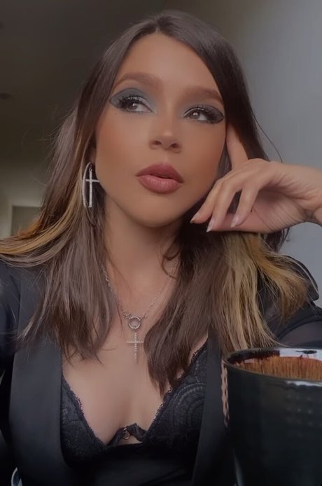 Thiessa Thiessita onlyfans leaked