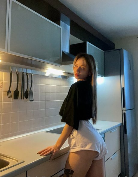 sayonaramollyfree only fans leak nude