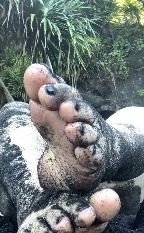 milf pantyhose onlyfans sexy naked scan