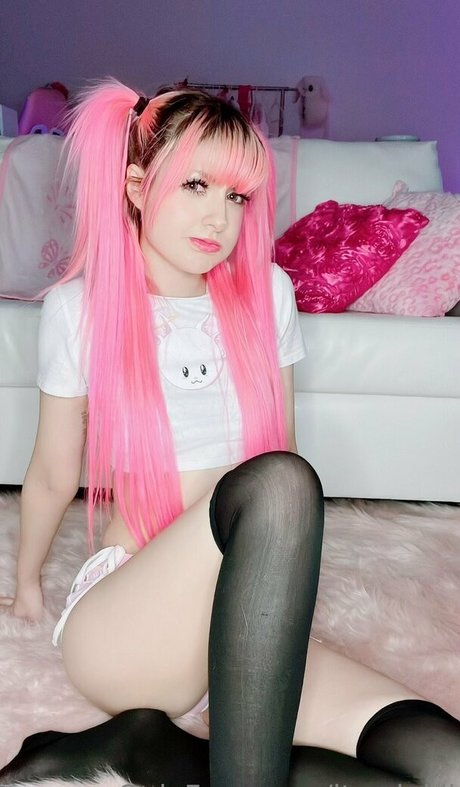 its pinkii only fans pics