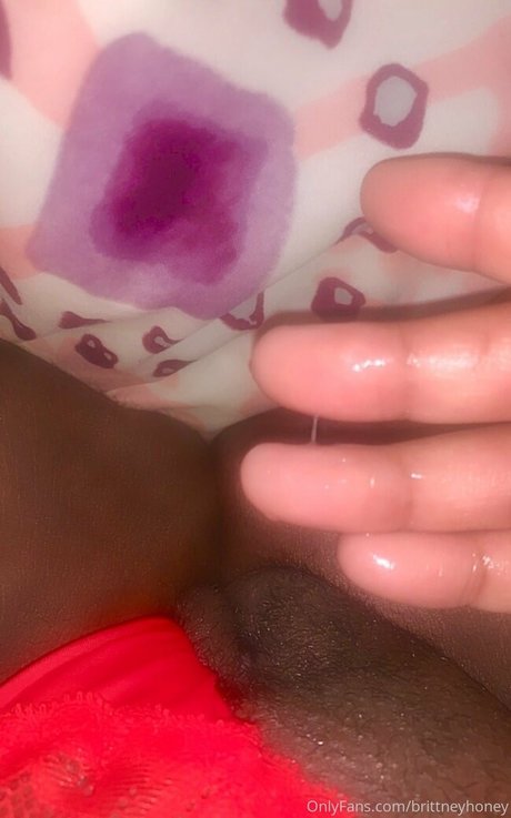 brittneyhoney onlyfans model photos