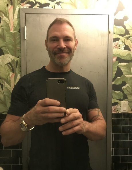 jimnewmannyc onlyfans nude