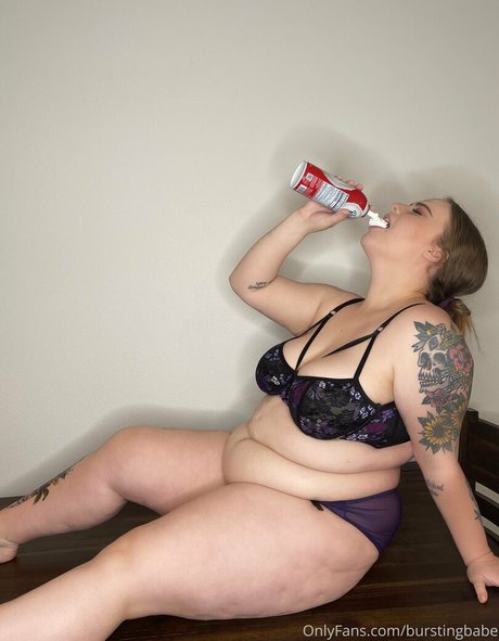 burstingbabe onlyfans nudes leak
