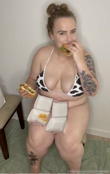 burstingbabe onlyfans sexy