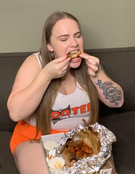 burstingbabe nude leaks onlyfans