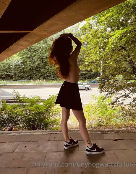 tinyhogwartsfailure strip onlyfans