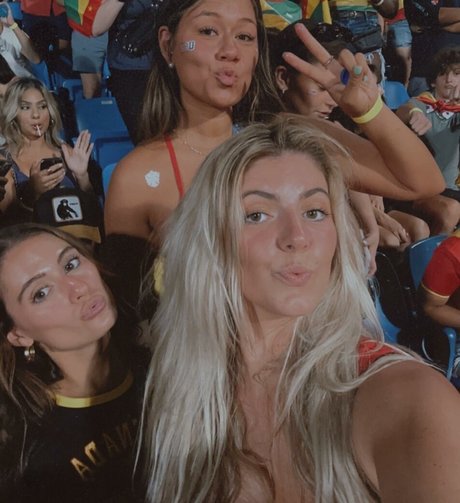 Noelle Starr onlyfans nude leak