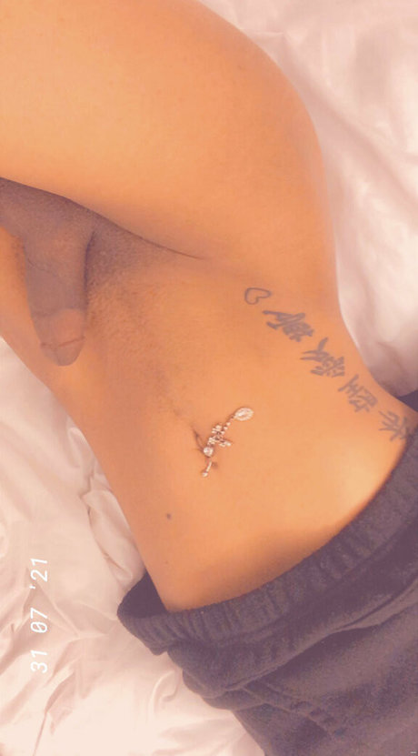 cloudyvi_ onlyfans leak nudes