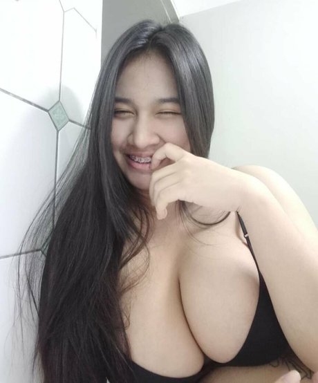 Warunee Thanyaphu onlyfans sex leaks