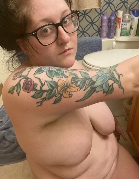 solag1998 nude onlyfans leak