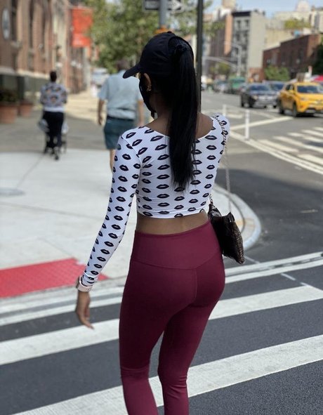 serenasahirnyc naked onlyfans pics