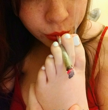 lelannifeets on onlyfans