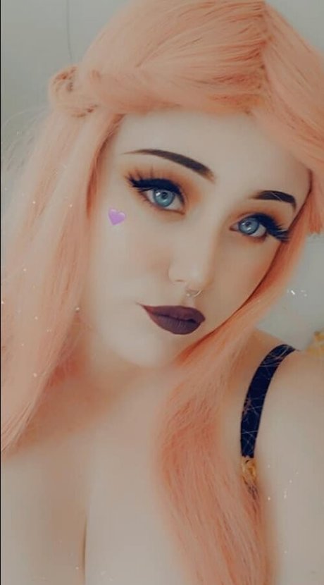 solo male onlyfans hot sexy portrait