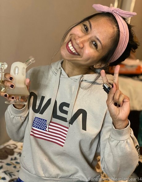 JuicyPinaypple onlyfans nude leak