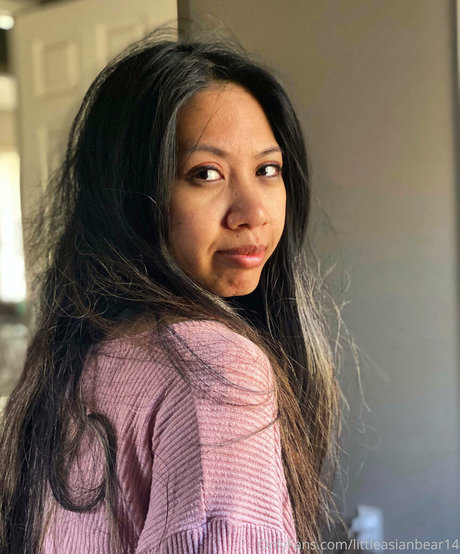 JuicyPinaypple onlyfans page